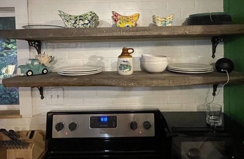 Groton House | Cheerful 4 bedroom, 2 bath house