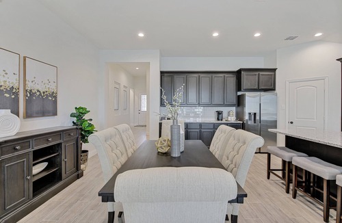 Argyle House | Cheerful 4 Bedroom House in Argyle with fenced backyard & fireplace