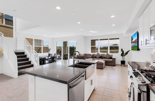 Terra Lago House | Cheerful 4-bedroom vacation home with POOL