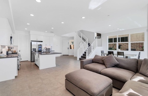 Terra Lago House | Cheerful 4-bedroom vacation home with POOL