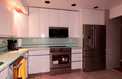 Baldwin House | Cheerful & Beautiful 3-Bedroom Ranch