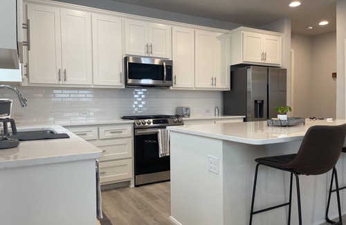 Lake Worth House | Cheerful, Clean and Classy Townhome