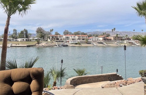 Mohave Valley House | Cheerful Home on the River