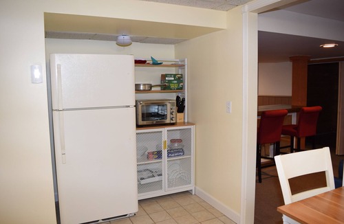 Northrop House | Cheerful one bedroom unit