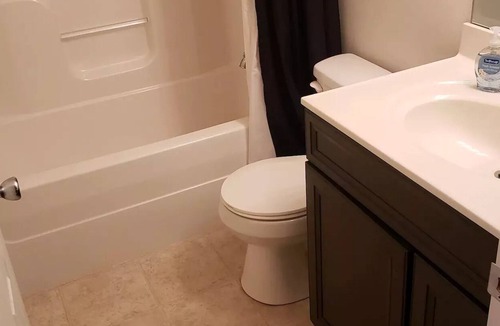 McCutcheon Field House | Cheerful, peaceful home with modern amenities