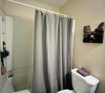 North San Antonio - SAT Bed & Breakfast | Cheerful Private Room With Pool