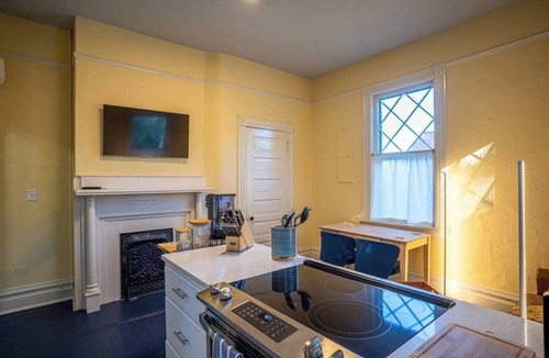 Summerville Apartment | Cheerful, sunny historic stay