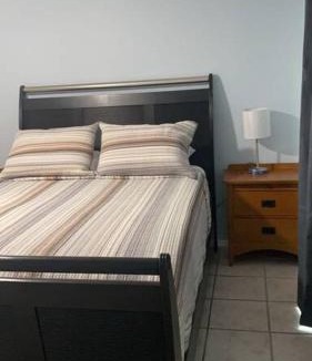 Meadow Woods Apartment | cheerfull townhouse with pool