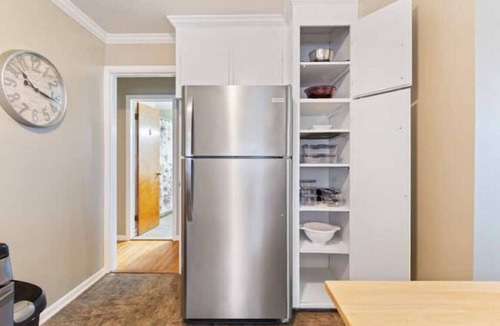 East Rochester House | Cheery 2-BDRM in East Rochester! w/onsite parking