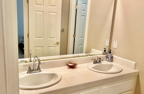 Rocklin House | Cheery room and big TV