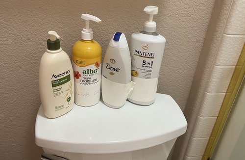 Rocklin House | Cheery room and big TV