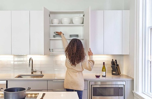 Downtown Portland Apartment | Chef's Dream Kitchen in Downtown 2 Bedroom Loft