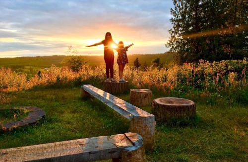 Chehalis Resort | Chehalis Camping Resort Cottage 1