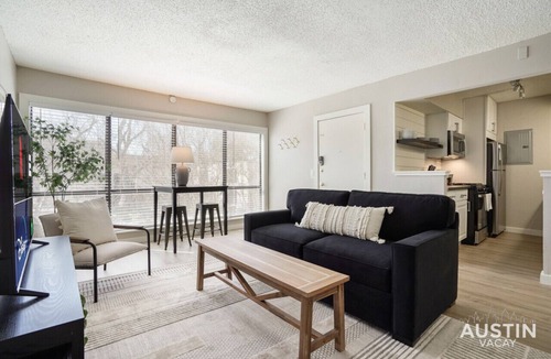 Brentwood Apartment | Chelsea #211 xxxxxxx