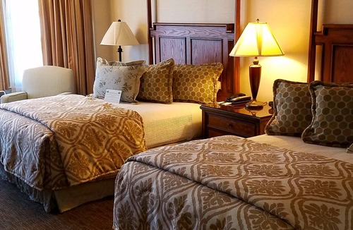 Cow Hollow Hotel | Chelsea Inn