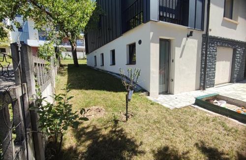 Plantieres Queuleu House | Chemin des Vignerons