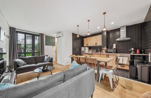 11th Arrondissement Apartment | CHEMIN VERT LOFT 1 - Loft for 10 - 4 rooms - BASTILLE - MARAIS