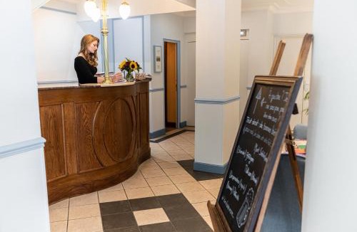 Beauvais Hotel | Chenal Hotel