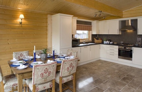 Oxford Cabin | Cherbridge Lodges Riverside Lodges Short Lets