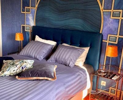 Azillanet Bed & Breakfast | CheRiedel Bed & Breakfast & Art Gallery