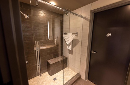 Roland Hotel | Cherokee Casino & Hotel Roland