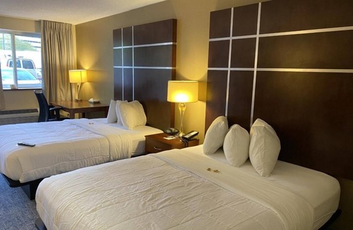 Cherokee Hotel | Cherokee Grand Hotel