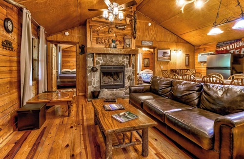 Cherokee Cabin | Cherokee Hunt Lodge