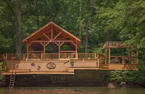 Benton House | Cherokee Ridge Cabin Near The Ocoee River