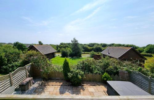 Fitling House | Cherry 30 Hot Tub-2 Storey