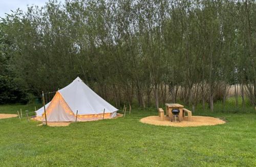 Cutnall Green House | Cherry Bell Tent