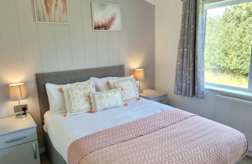 Fitling House | Cherry Blossom 38 Hot Tub