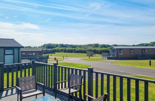 Fitling Cottage | Cherry Blossom 40 - UK50709