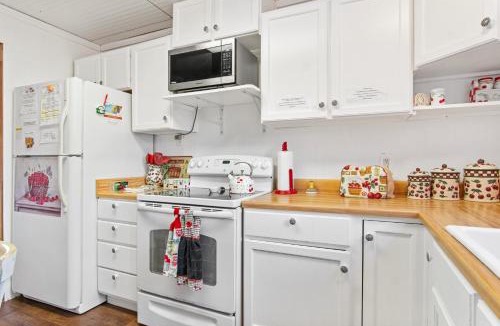 Uvalde County House | Cherry Creek Cabin
