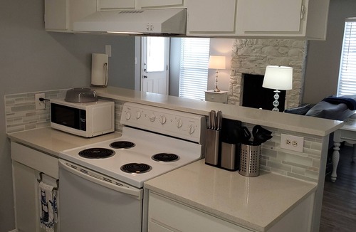 Austin House | Cherry Creek Home with 2 BR 1.5 BA Free Private Parking Pet Stays for Free !
