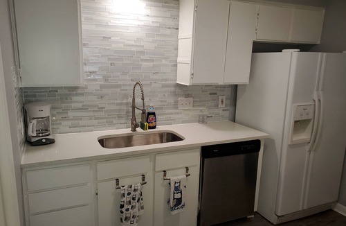 Austin House | Cherry Creek Home with 2 BR 1.5 BA Free Private Parking Pet Stays for Free !