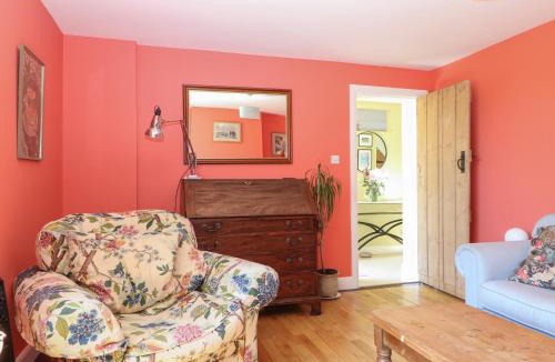 Ewhurst Green House | Cherry Garden Cottage