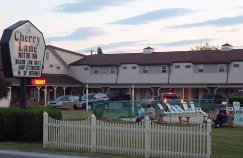 Ronks Hotel | Cherry Lane Motor Inn