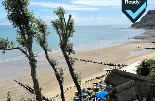 Godshill House | Cherry Lodge