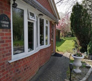 Rotherwick House | Cherry Lodge