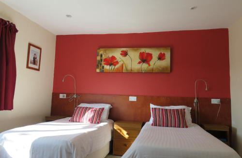 Rotherwick House | Cherry Lodge