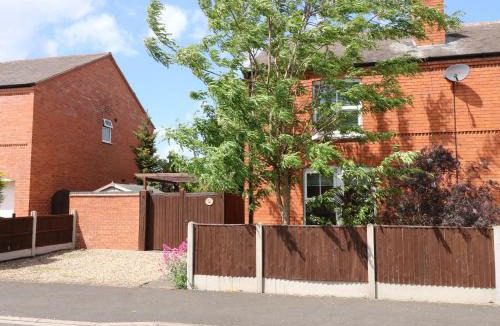 Newark House | Cherry Lodge