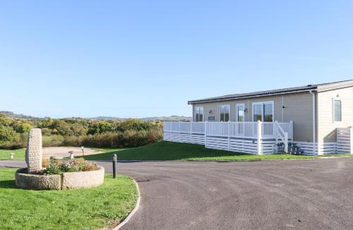 Teigngrace House | Cherry Lodge