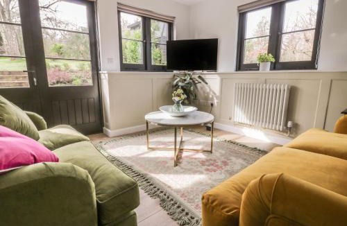 Maidstone House | Cherry Orchard Farm