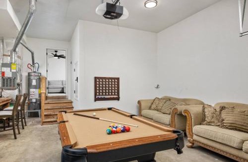 Troutdale House | Cherry Park Escape