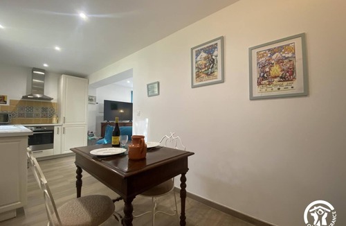 Ceret House | Cherry pickers
