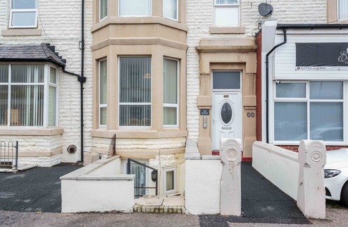 South Shore Apartment | Cherry Property - Mango Suite