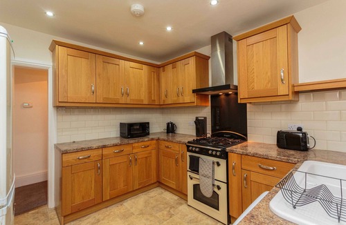 South Shore Apartment | Cherry Property - Passion Fruit Suite