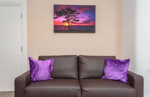 South Shore Apartment | Cherry Property - Passion Fruit Suite