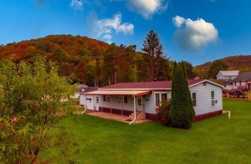 Coudersport Cabin | Cherry Springs Park only minutes away Firepit