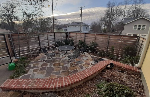 Cherry Street House | CHERRY STREET BUNGALOW! 3BR, 2 BA. Walk score 88/100
